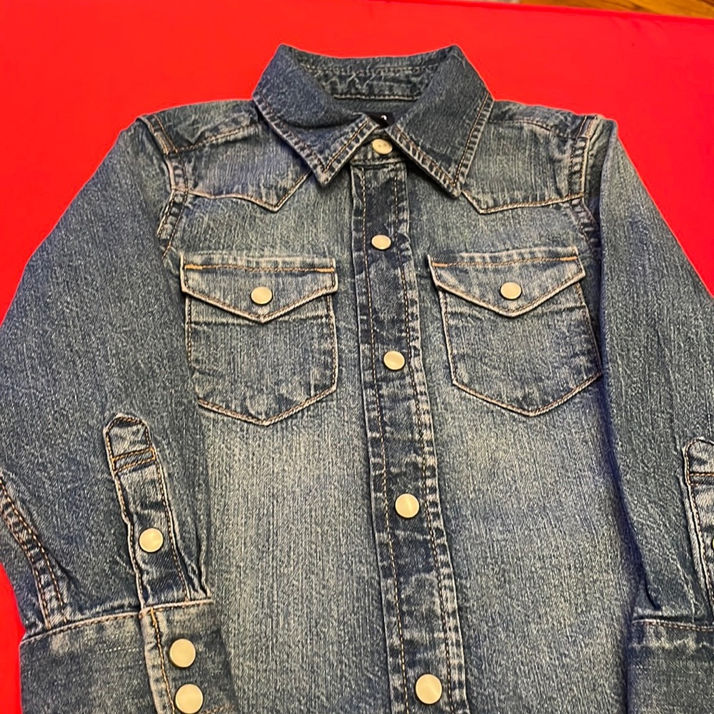 Brand new GAP boys long sleeve shirt